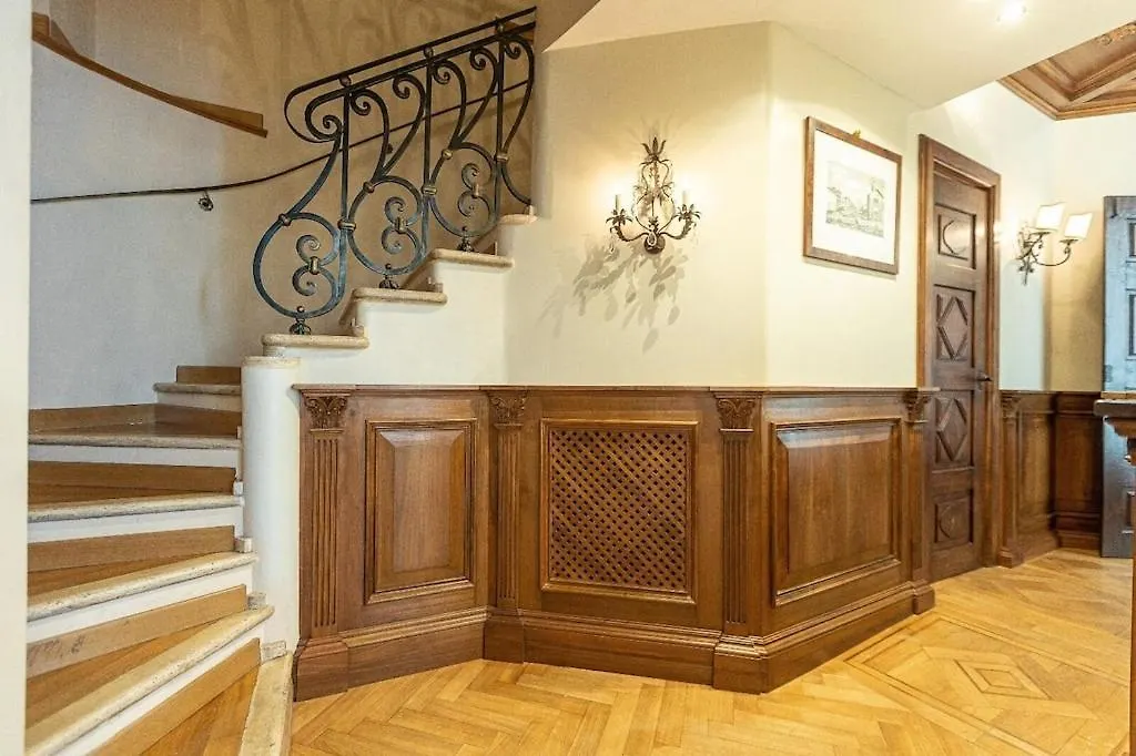 Luxury Apartment Via Giulia With Private Garden Rome 0*,