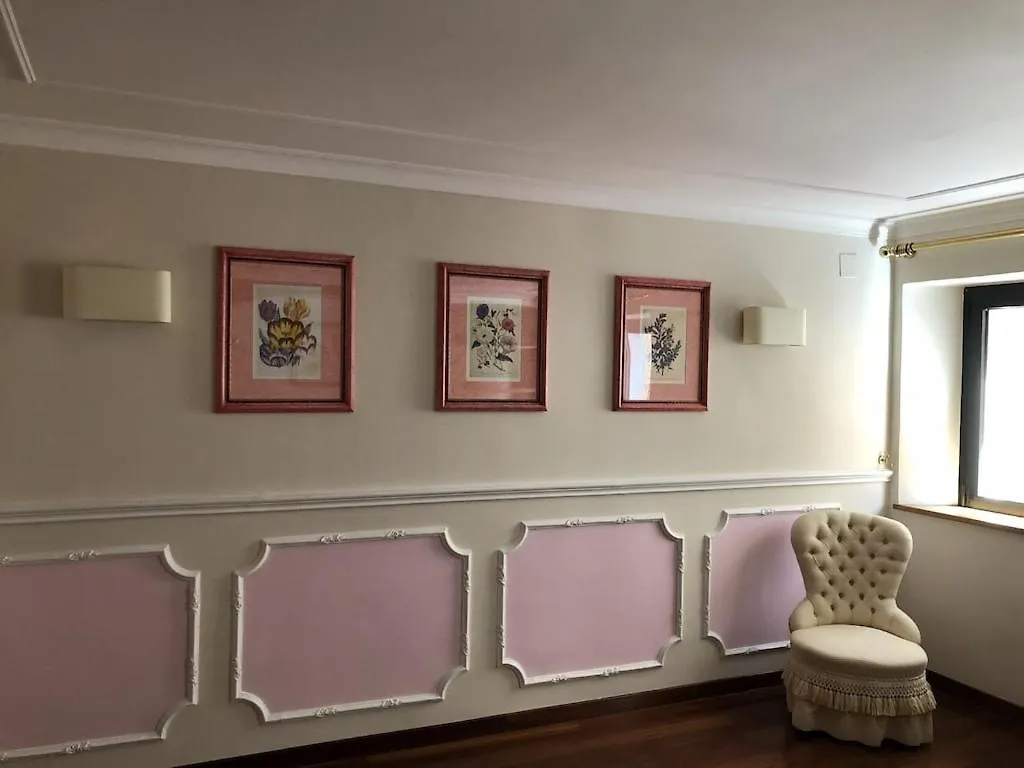 Luxury Apartment Via Giulia With Private Garden Rome